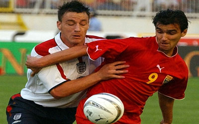 Gjorgji Hristov (R) playing for Macedonia; photo: dnevnik.com.mk